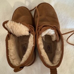 UGG Neumel Tan Shearling Boots size 7